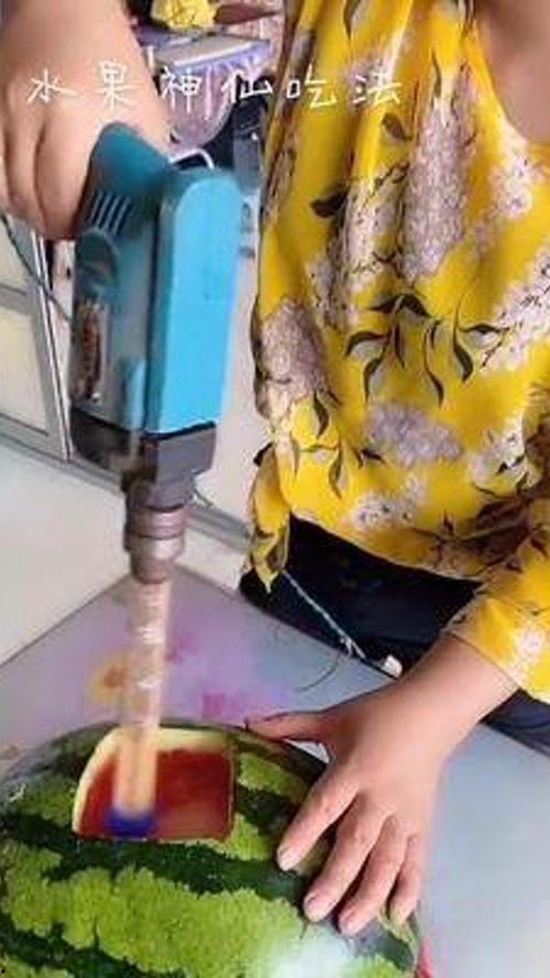 娛樂吃瓜醬外國小哥,揭秘娛樂圈背后的故事