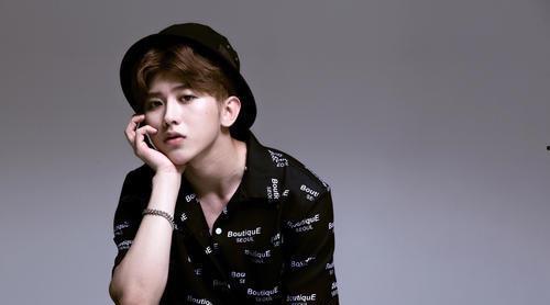 娛樂(lè)吃瓜八卦蔡徐坤是誰(shuí),娛樂(lè)界新晉流量小生，吃瓜群眾熱議焦點(diǎn)