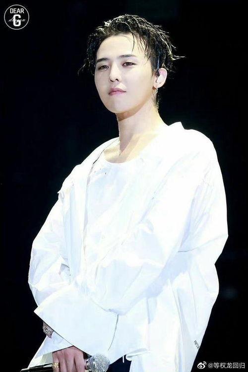 娛樂(lè)吃瓜權(quán)志龍,娛樂(lè)吃瓜界的風(fēng)云人物，揭秘他的明星生活與影響力”