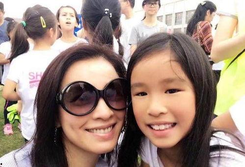 娛樂(lè)圈吃瓜的說(shuō)說(shuō),娛樂(lè)圈吃瓜說(shuō)說(shuō)的幕后真相揭秘