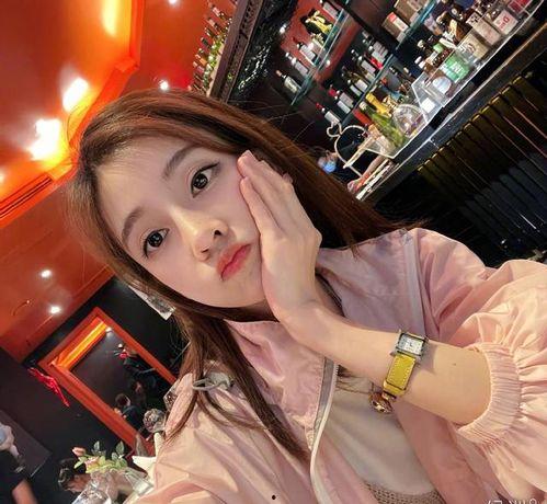 小馮娛樂吃瓜,揭秘娛樂圈那些不為人知的幕后故事