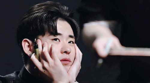 娛樂(lè)圈精靈哥是誰(shuí) 吃瓜,他是誰(shuí)？