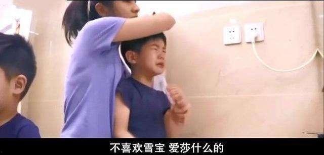 娛樂(lè)吃瓜直男視頻,揭秘明星幕后故事