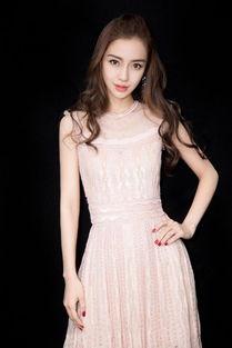 娛樂圈吃瓜楊穎是誰啊,揭秘楊穎的明星之路