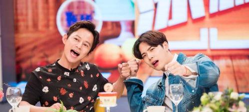 雙男主娛樂(lè)圈吃瓜的小說(shuō),瓜田里的甜蜜較量