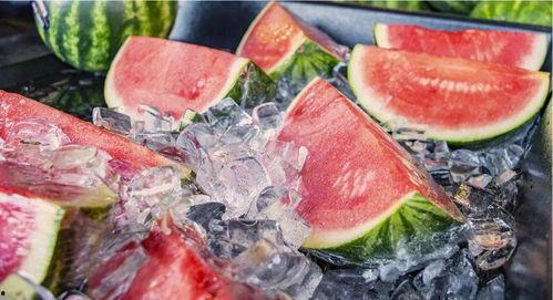 娛樂場所日常吃瓜,揭秘日常吃瓜背后的故事與真相