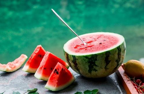 娛樂吃瓜醬關于詩的作品,娛樂吃瓜醬的文學盛宴